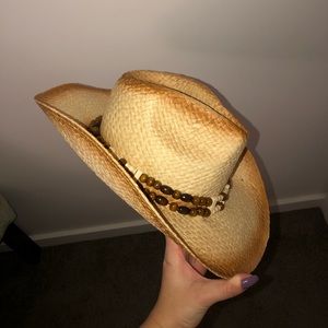 Cowgirl/cowboy hat